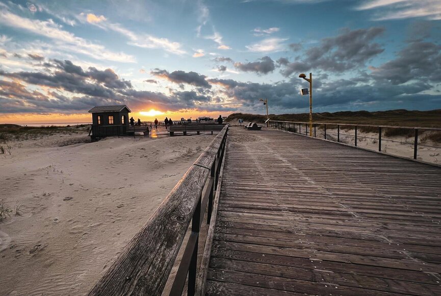 Seebrücke beim Sonnenuntergang