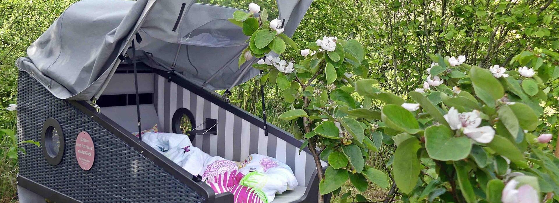 Schlafstrandkorb im Kirchspiel Garding