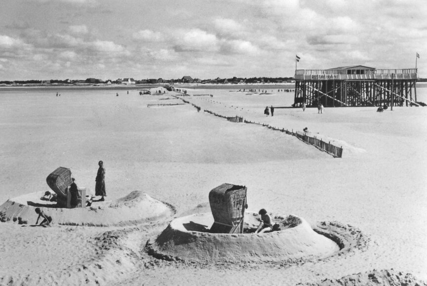 historische Aufnahme vom Strandabschnitt Bad