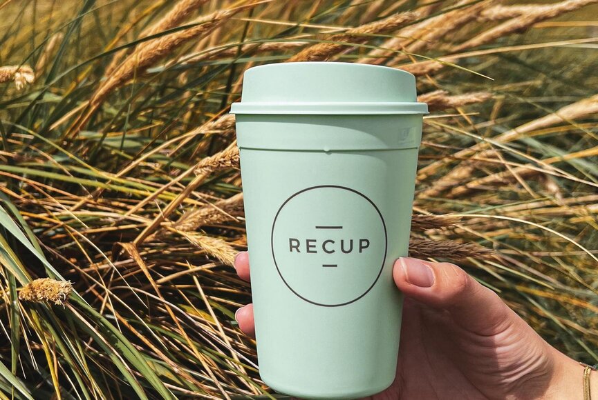 Becher von Recup in der Farbe Mint