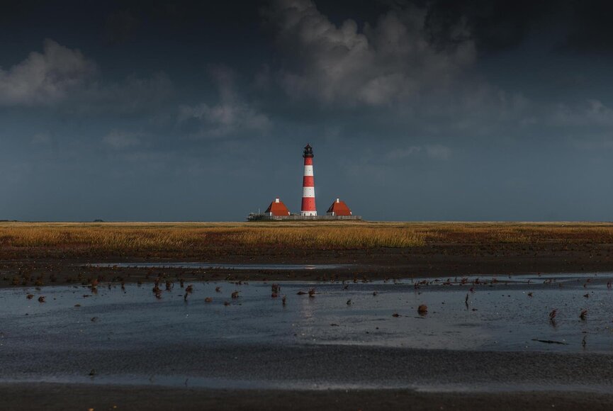 Westerhever Leuchtturm bei herbstlicher Stimmung