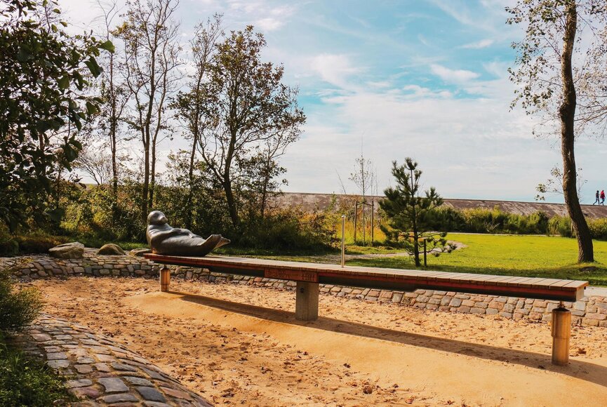 Kegelrobben-Spielplatz mit Waage