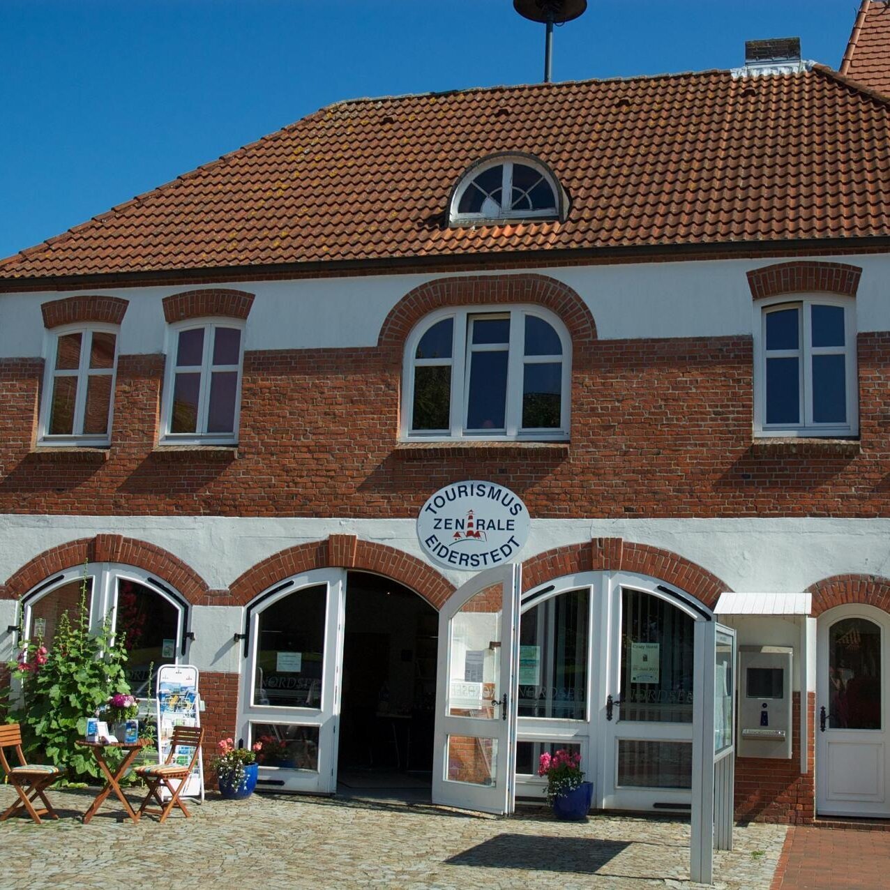 Blick auf die Tourist-Information in Garding