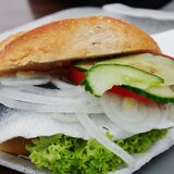Fischbrötchen in Servierte