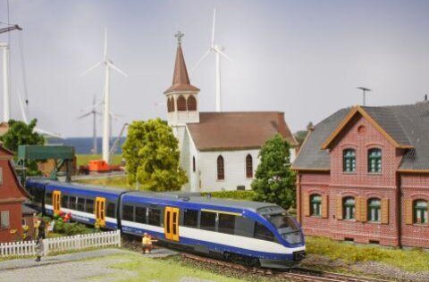 Bahn des Modellbahn-Zaubers in Friedrichstadt