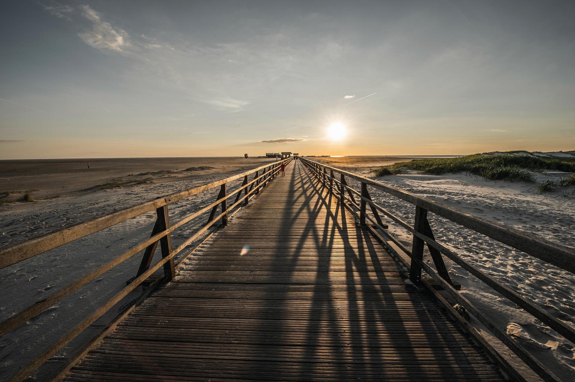 Seebrücke im Sonnenuntergang