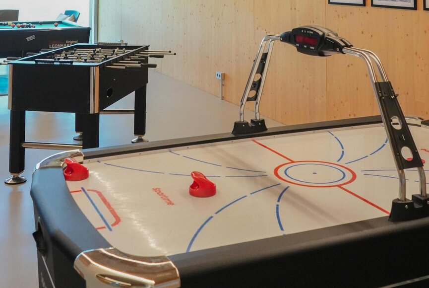 Air-Hockey-Tisch im Erlebnis-Hus von St. Peter-Ording