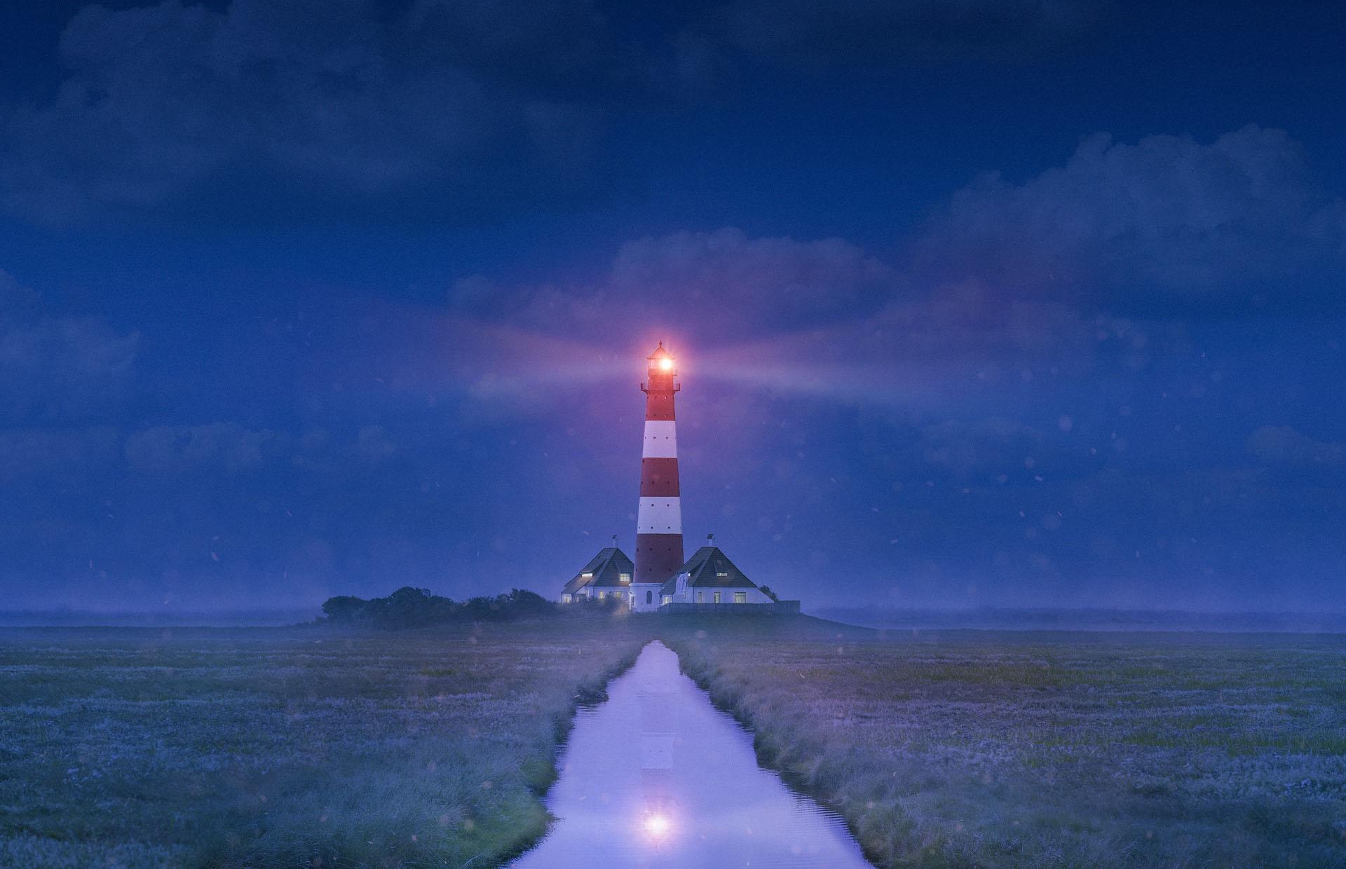 Westerhever Leuchtturm im dunkeln